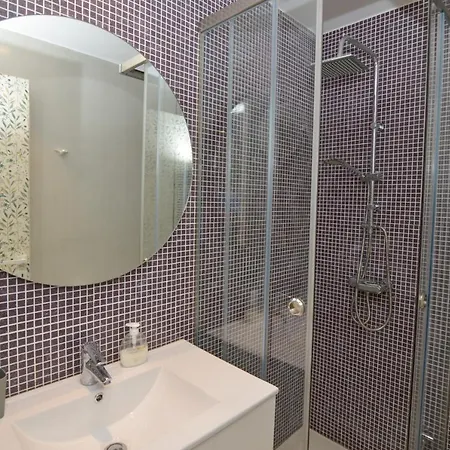 Apartment Acropolis Area 2 Bedroom 2 Min From Metro Syngrou *