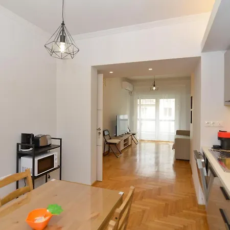 Acropolis Area 2 Bedroom 2 Min From Metro Syngrou Athens
